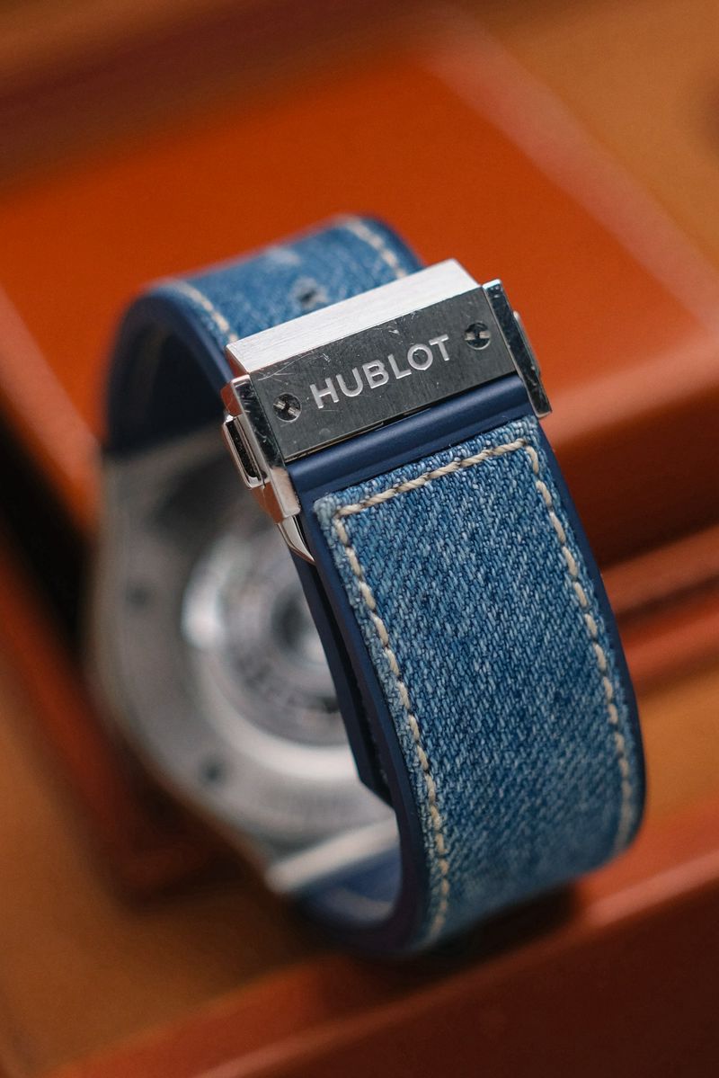 นาฬิกา Hublot Classic Fusion Chronograph Blue Denim Dial
