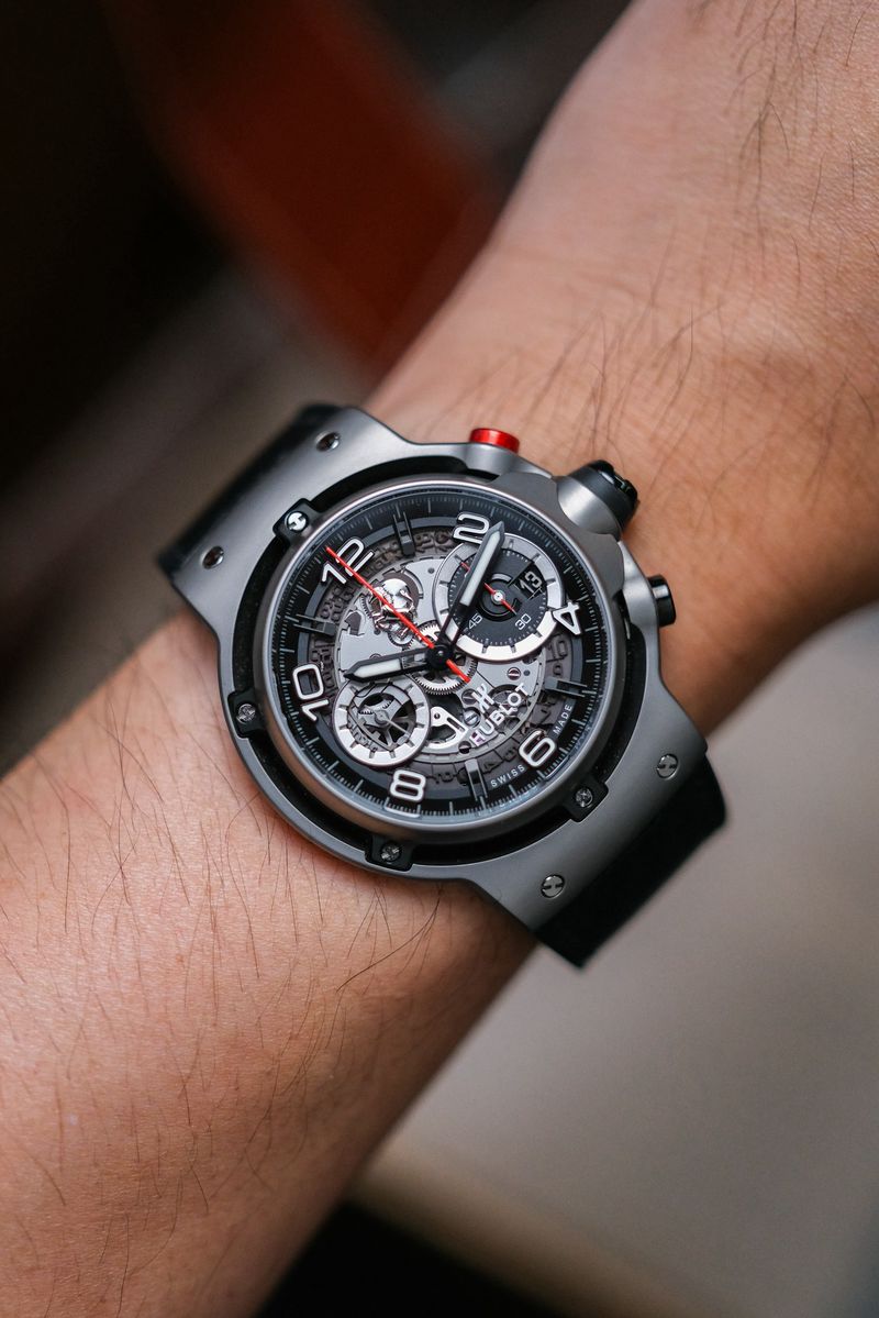 ขายนาฬิกา Hublot Classic Fusion Ferrari GT Limited Edition on wrist