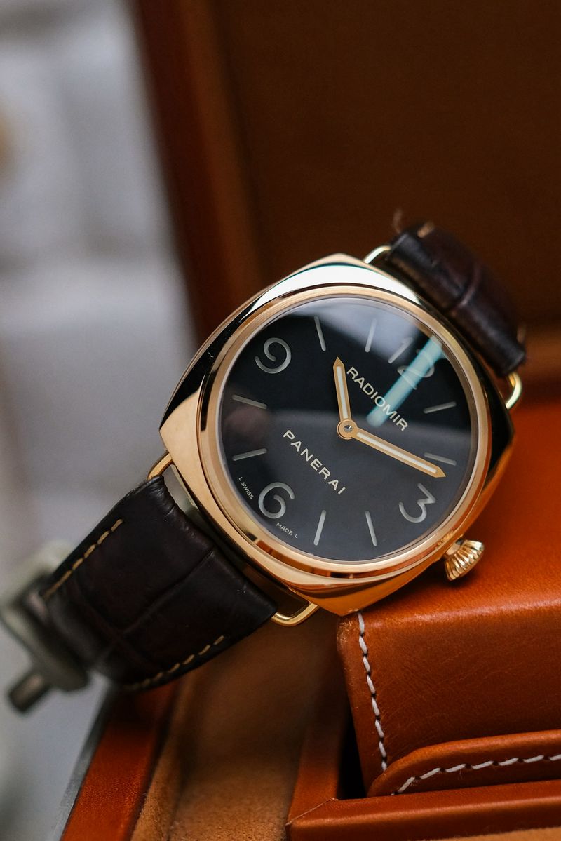 นาฬิกา PANERAI Radiomir 18K Rose Gold PAM231