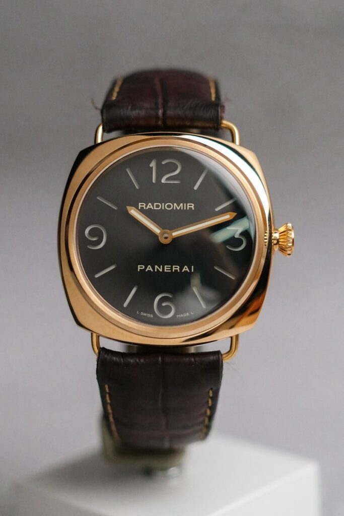 รับซื้อนาฬิกา PANERAI Radiomir 18K Rose Gold PAM231