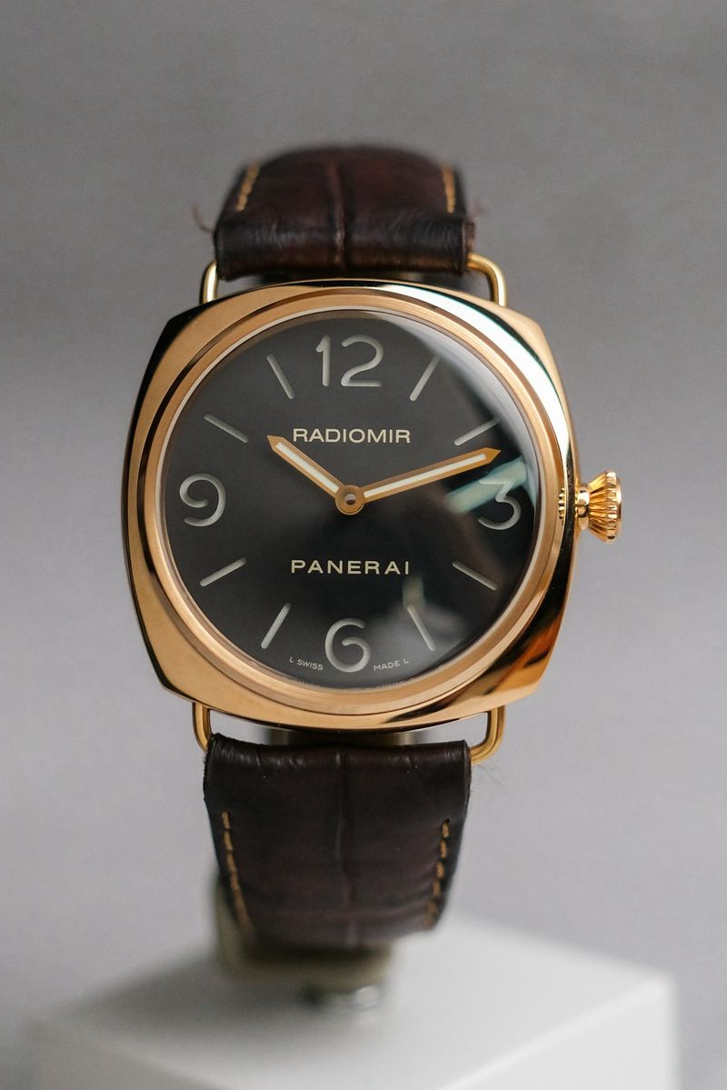รับซื้อนาฬิกา PANERAI Radiomir 18K Rose Gold PAM231