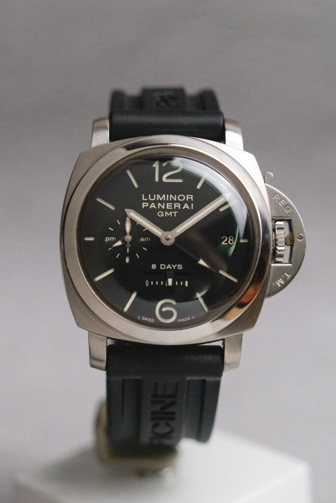 นาฬิกา Panerai Luminor 1950 8 Days GMT PAM00233