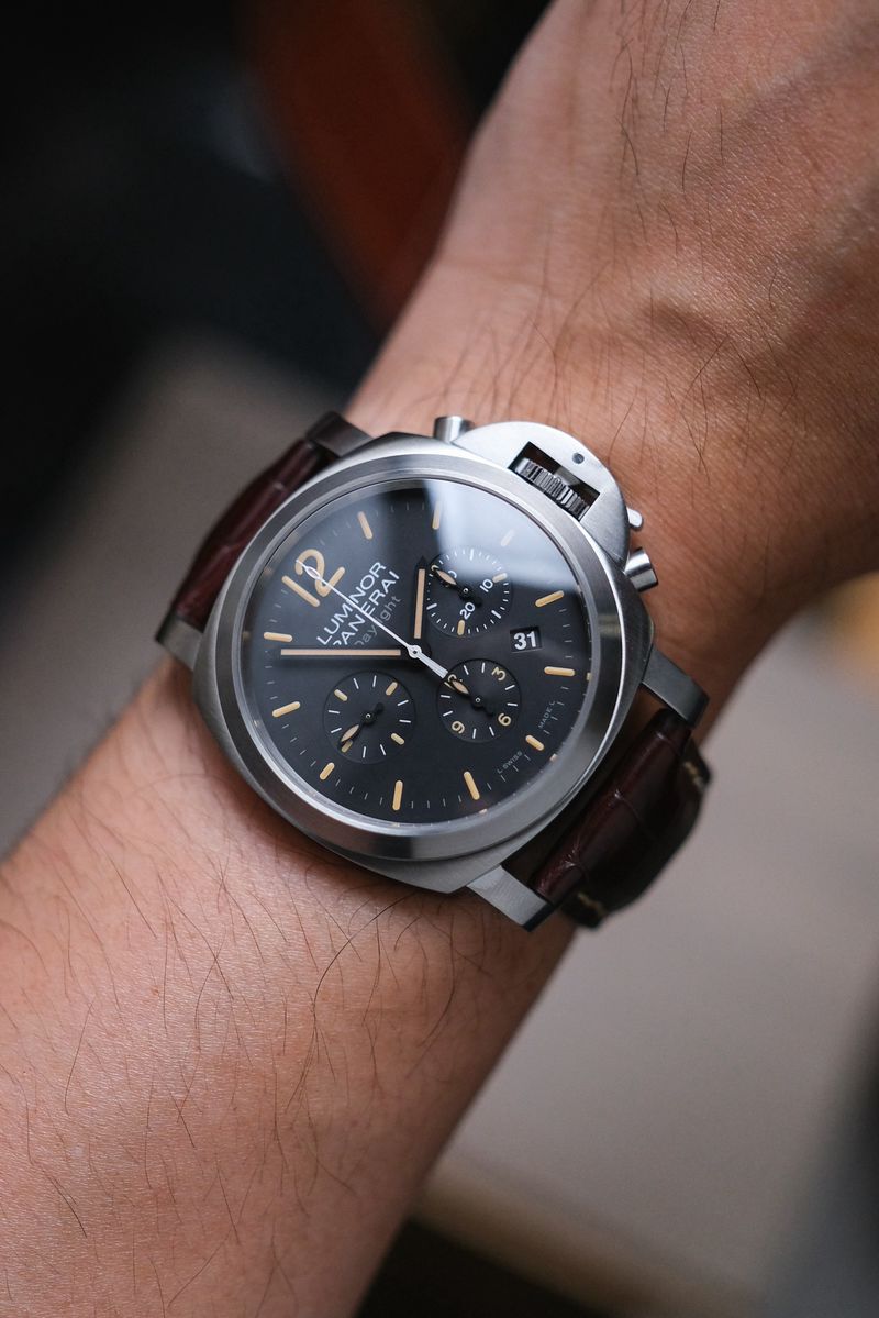 รับซื้อนาฬิกา Panerai Luminor Daylight Chronograph PAM356