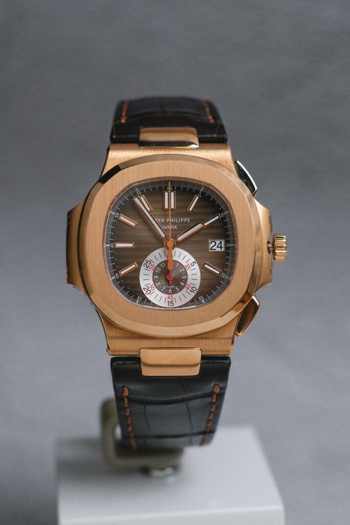 รับซื้อนาฬิกา Patek Philippe Nautilus Chronograph 5980R-001
