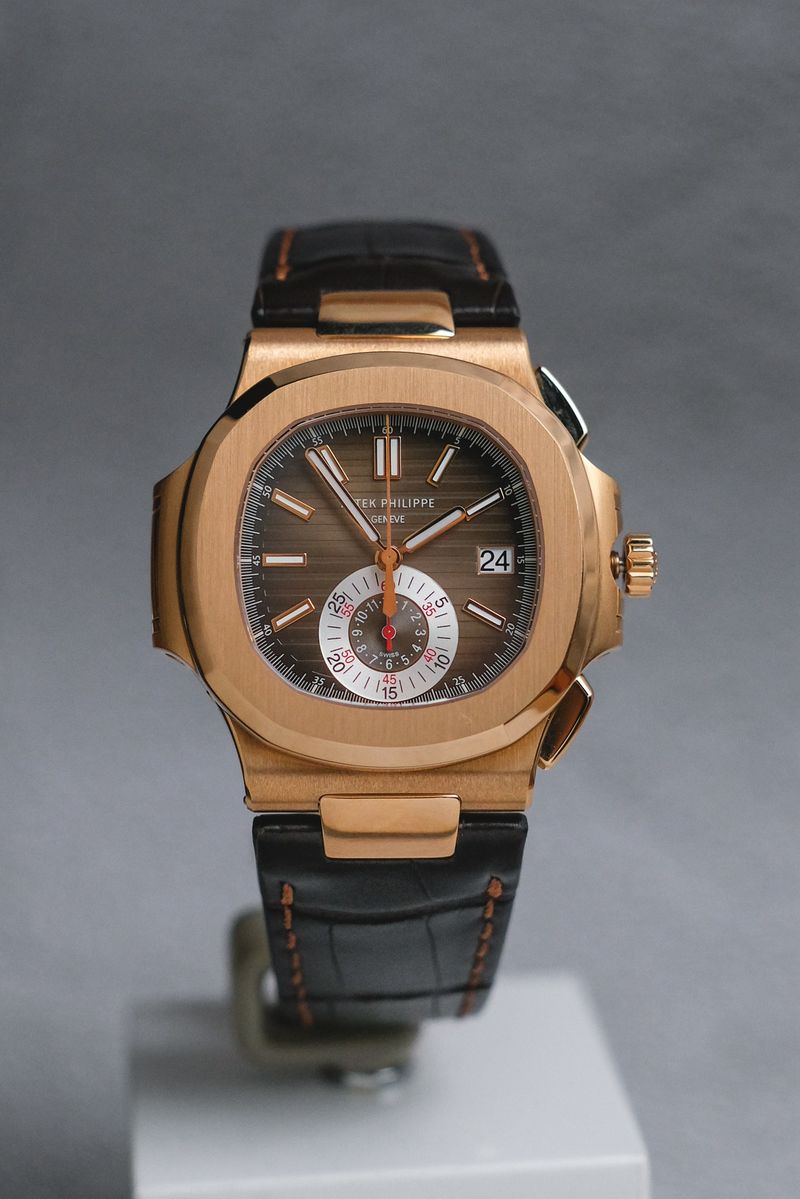 รับซื้อนาฬิกา Patek Philippe Nautilus Chronograph 5980R-001