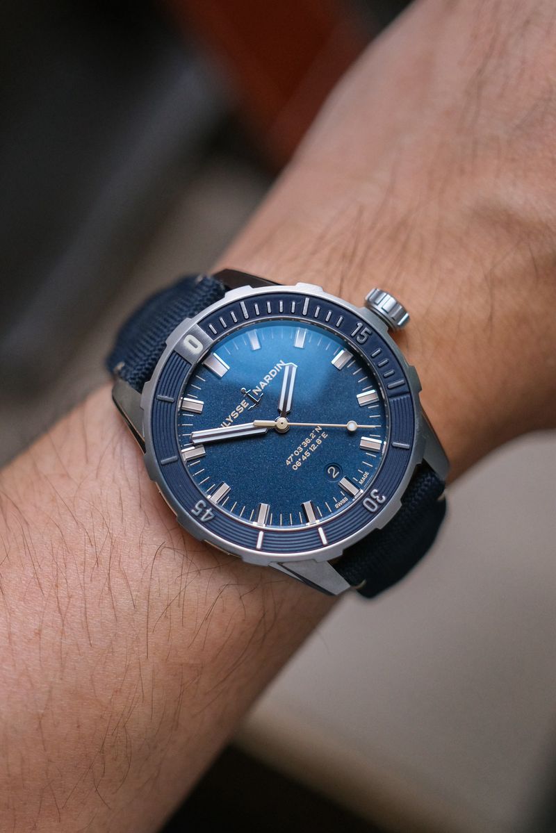 ซื้อ Ulysse Nardin Diver 42 Ref 8163-17593 try on wrist