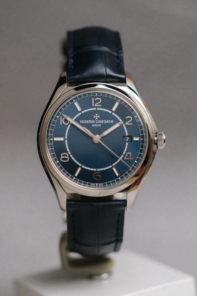 รับซื้อนาฬิกา Vacheron Constantin Fiftysix Self-Winding Ref 4600E000A-B487