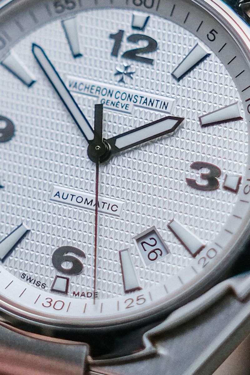 นาฬิกา Vacheron Constantin Overseas Gen II White Dial