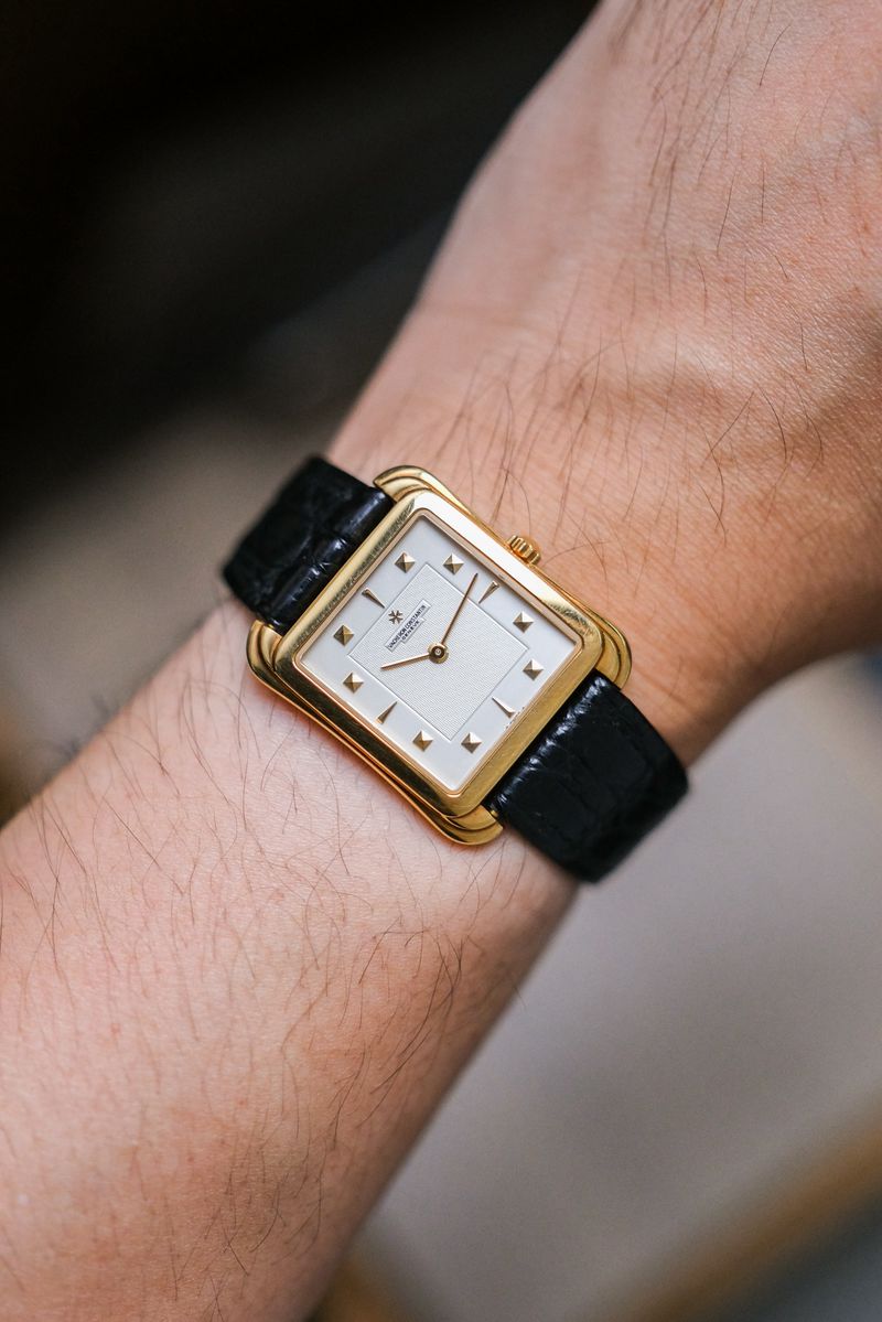 นาฬิกามือสอง Vacheron Constantin Toledo 18K Gold Vintage on wrist