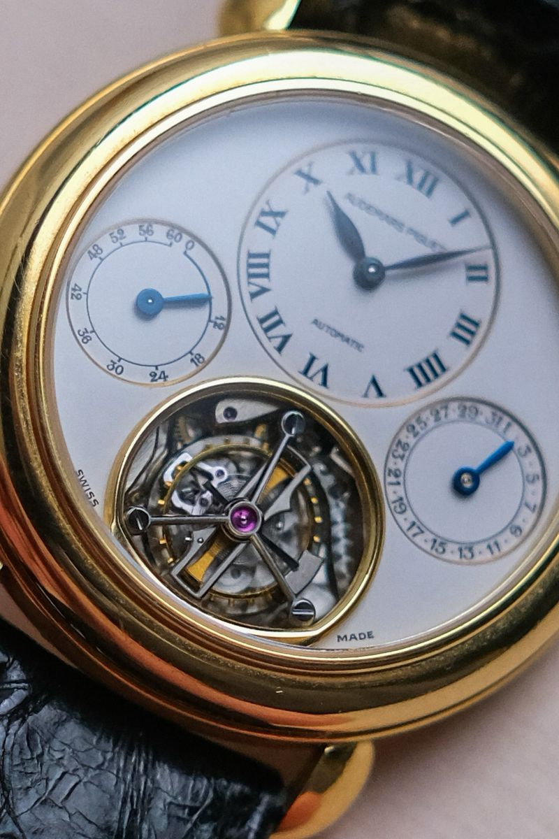ขายนาฬิกา Audemars Piguet Jules Audemars Tourbillon Date Power Reserve 25718BA