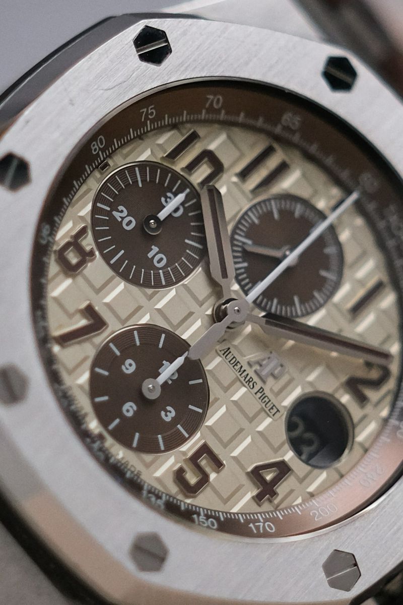 รับซื้อนาฬิกา Audemars Piguet Royal Oak Offshore Steel SAFARI