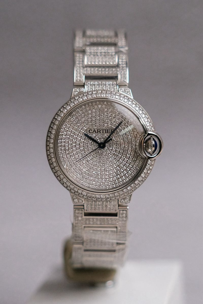 Cartier Ballon Bleu 36 mm Diamond Paved Dial (3)