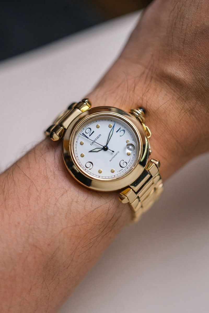 รับซื้อนาฬิกา Cartier Pasha Yellow Gold Automatic W30134H9