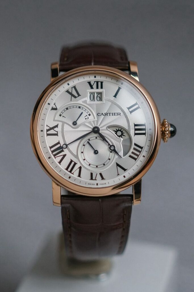 ร้านนาฬิกา Cartier Rotonde de Cartier Large Date Retrograde Second Time Zone W1556240