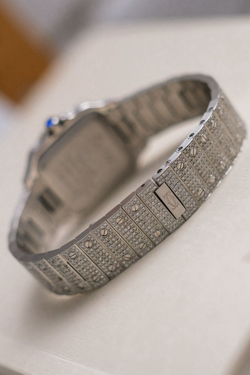 ขายนาฬิกา Cartier Santos de Cartier Small Full Diamond Ref WSSA0082