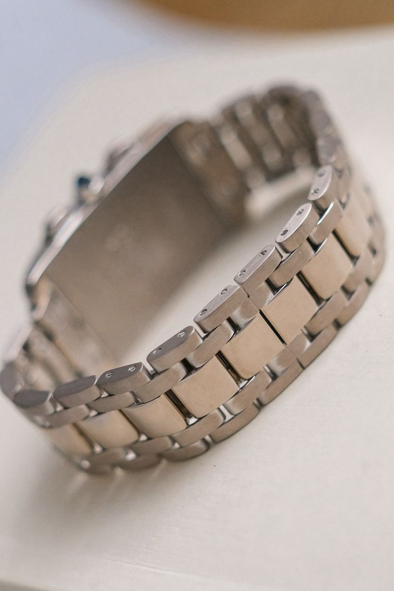 นาฬิกามือสอง Cartier Tank Américaine Chronograph Full 18K White Gold Ref W26033L1 steel bracelet with buckle