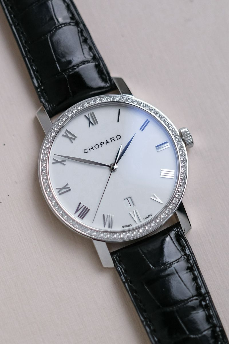 นาฬิกามือสอง Chopard Classic 18K White Gold Diamond 171278-1001