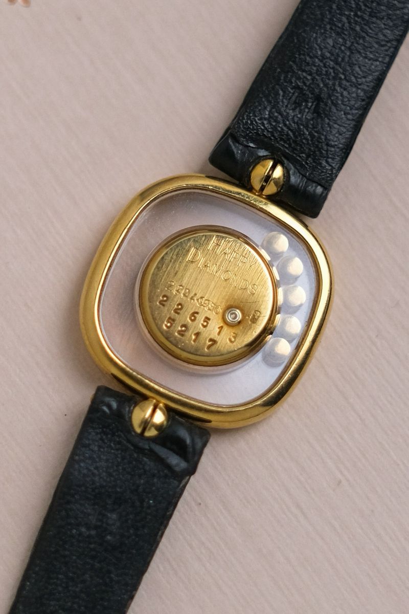 รับซื้อ Chopard Happy Diamonds 18K Gold