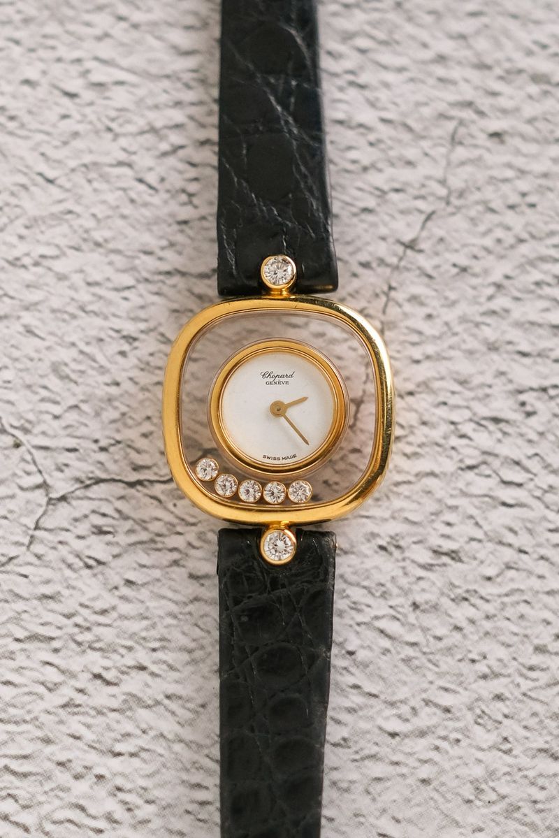 นาฬิกามือสอง Chopard Happy Diamonds 18K Gold