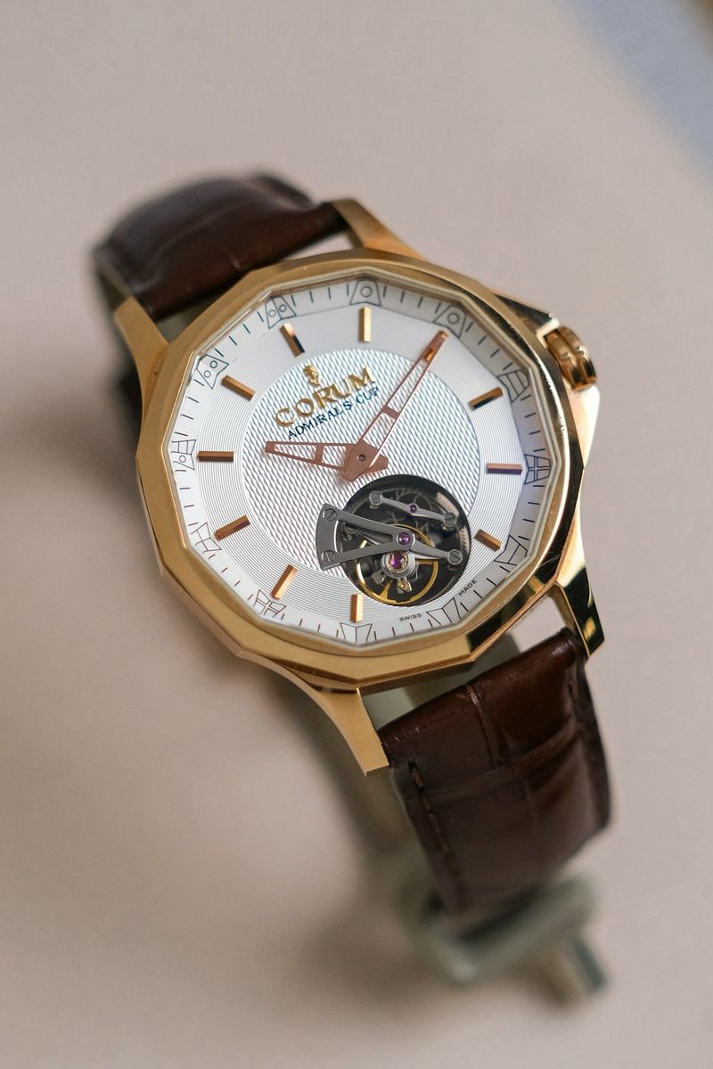 Corum Admirals Cup Legend Flying Tourbillon 18K Rose Gold (2)