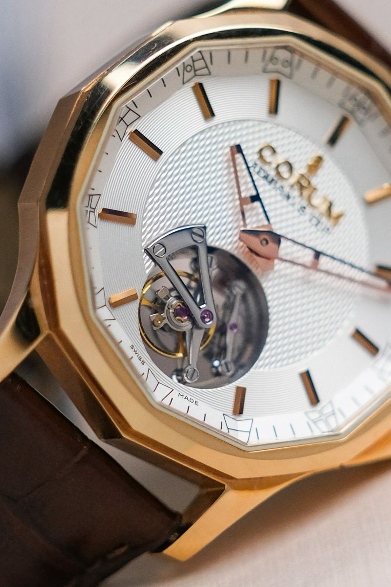 Corum Admirals Cup Legend Flying Tourbillon 18K Rose Gold (3)
