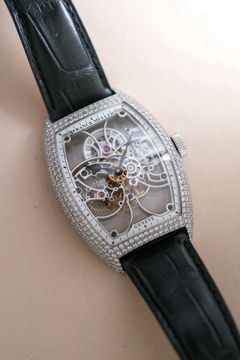 นาฬิกา Franck Muller Cintrée Curvex Skeleton Diamond (8880 B S6 SQT D)