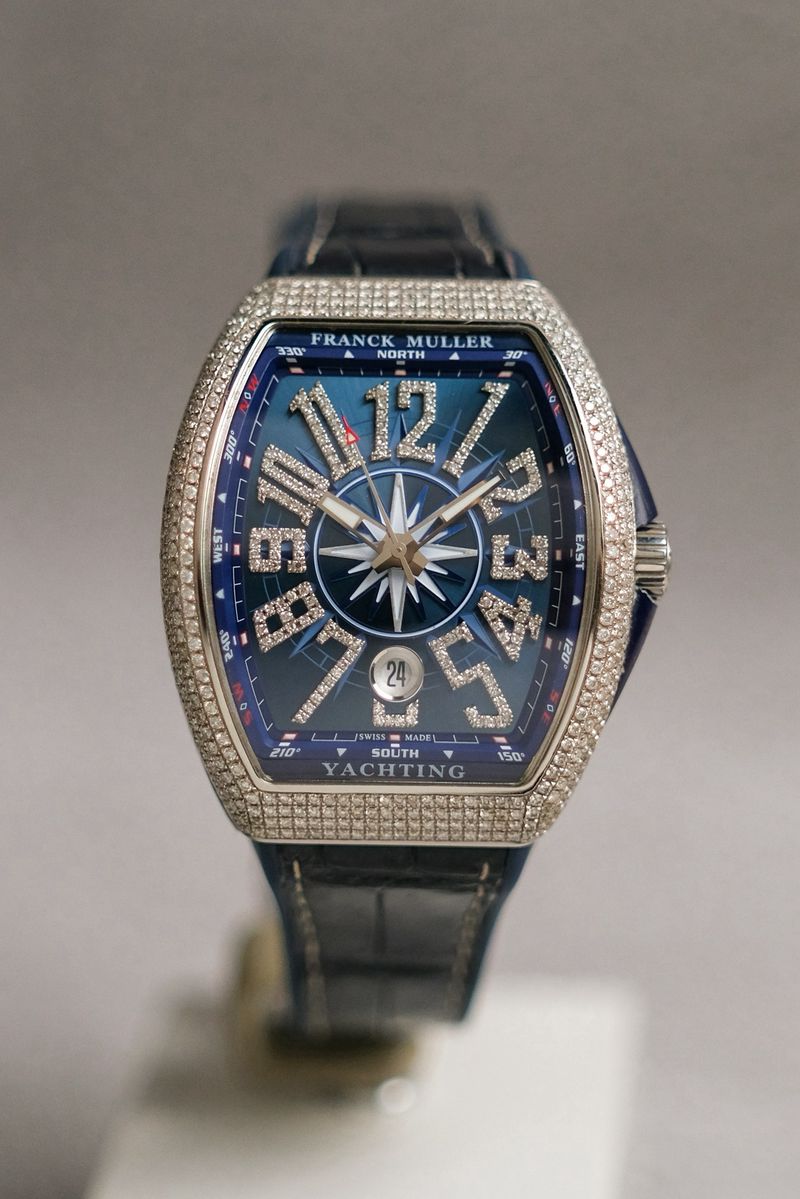 รับซื้อนาฬิกา Franck Muller Vanguard Yachting Blue V41 Full Diamond