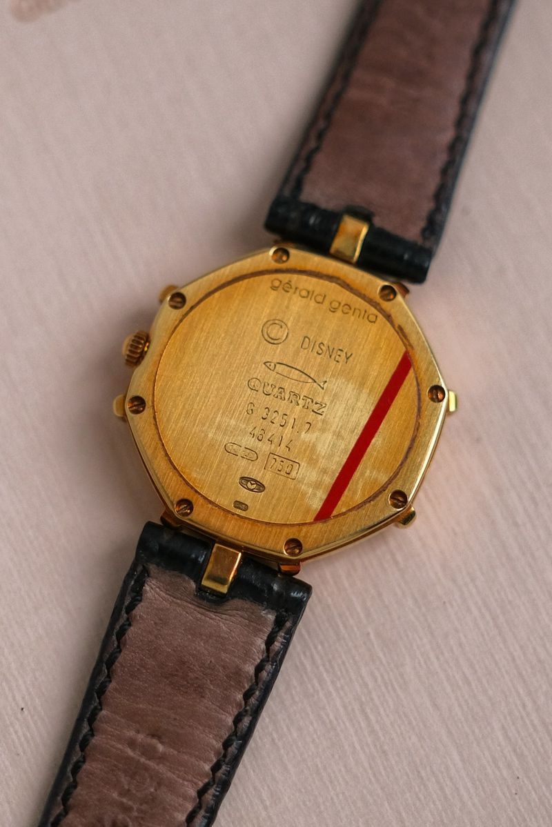 Gerald Genta Disney Minnie Mouse Dial Full 18K Gold MOP (4)