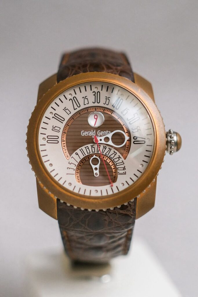 นาฬิกามือสอง Gerald Genta Gefica Bi Retro Bronze