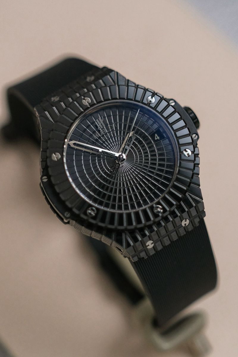 นาฬิกา Hublot Big Bang 41 Caviar Black Ceramic