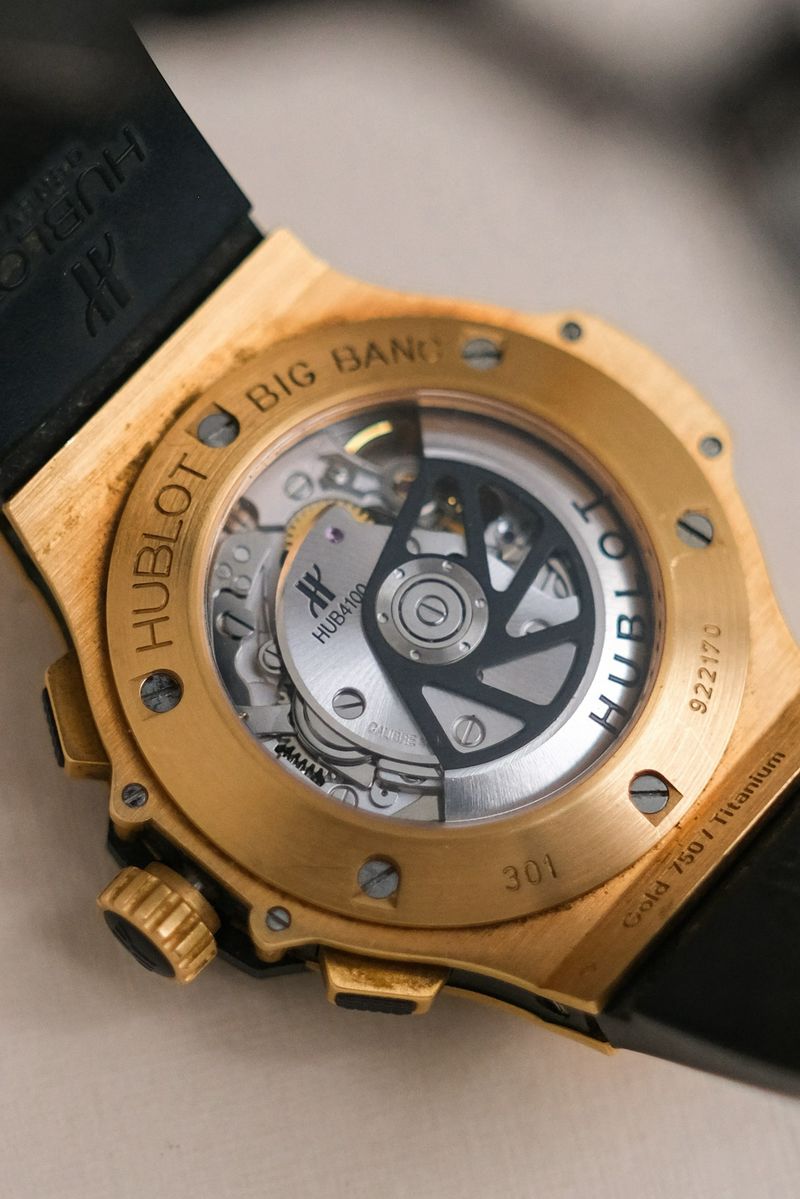 นาฬิกามือสอง Hublot Big Bang Chronograph 18K Rose Gold Kevlar