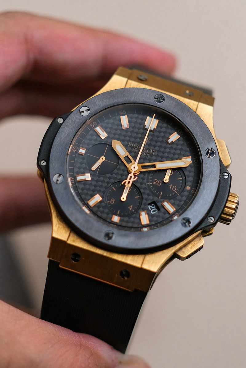 นาฬิกา Hublot Big Bang Chronograph 18K Rose Gold Kevlar