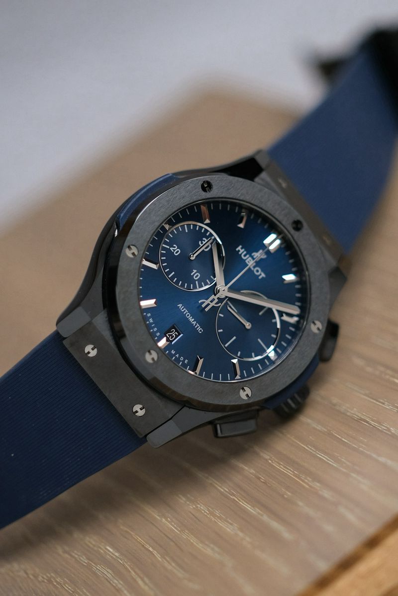 นาฬิกามือสอง Hublot Classic Fusion Ceramic Blue Chronograph 45mm 521.CM.7170