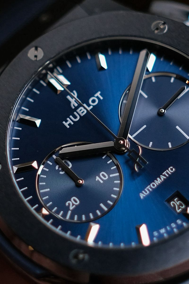 ขายนาฬิกา Hublot Classic Fusion Ceramic Blue Chronograph 45mm 521.CM.7170