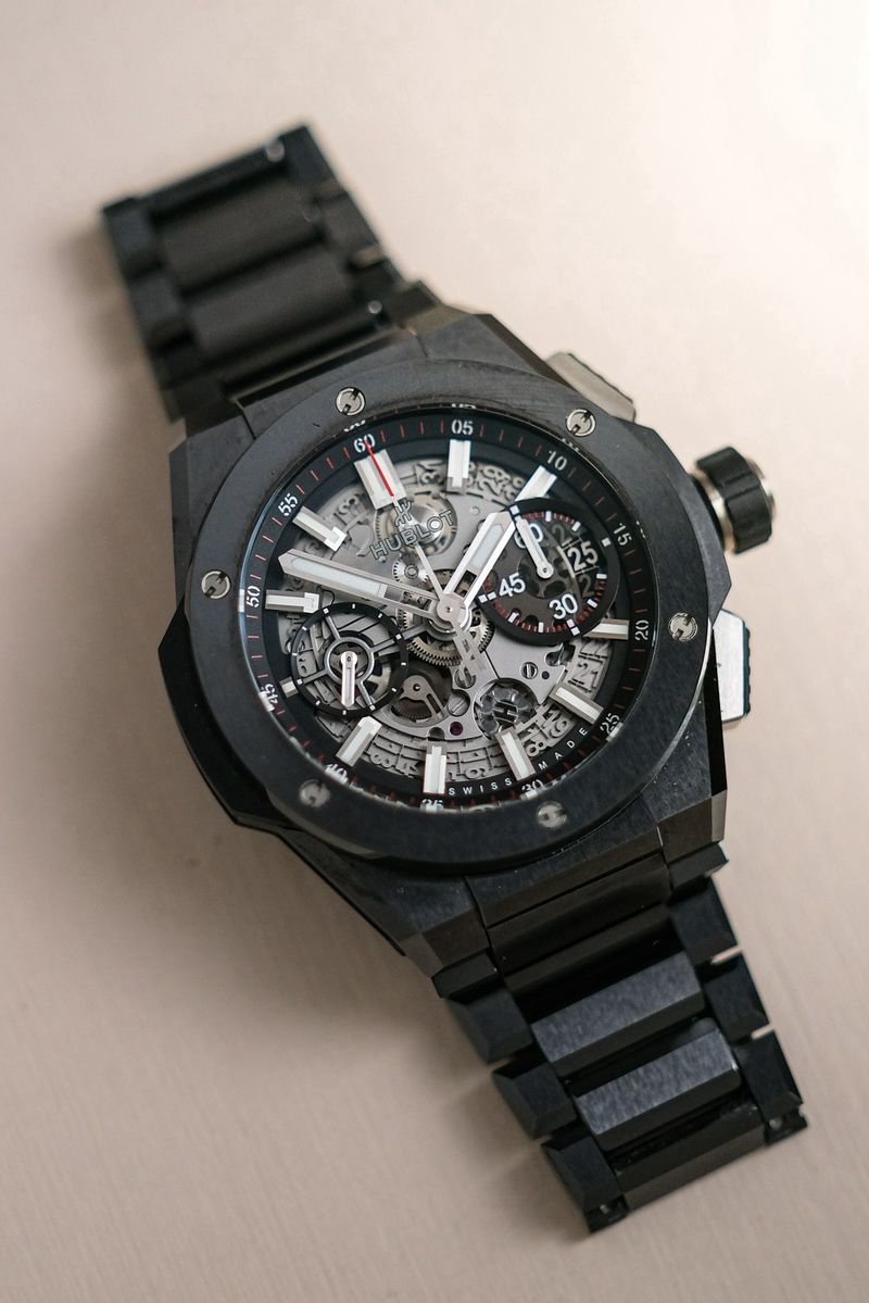นาฬิกามือสอง Hublot Integrated Black Ceramic 42mm