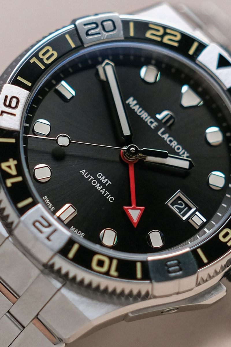 Maurice Lacroix Aikon GMT (3)
