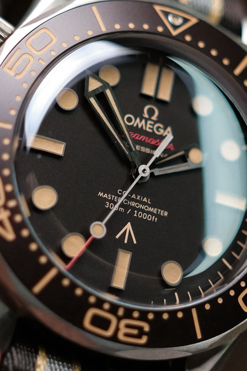 ขายนาฬิกา OMEGA Seamaster Diver 300M 007 Edition Ref 210.92.42.20.01