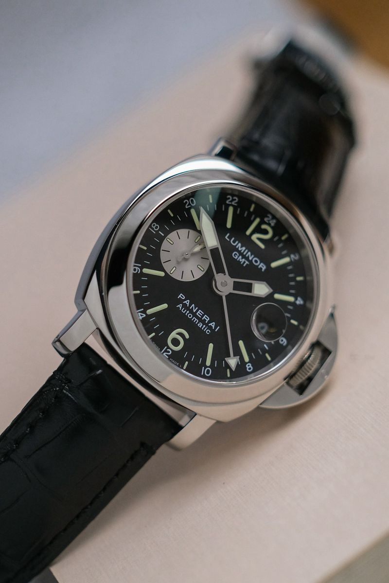 Panerai Luminor GMT PAM88 (2)