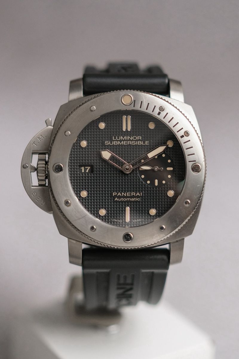 นาฬิกา Panerai Luminor Submersible 1950 PAM569