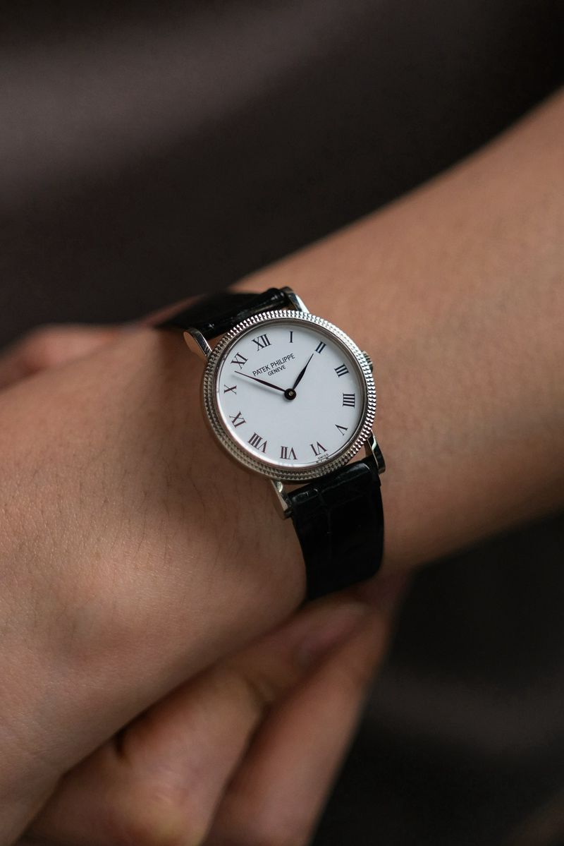ขายนาฬิกา Patek Philippe Calatrava Ladies 18K White Gold 4809G-001