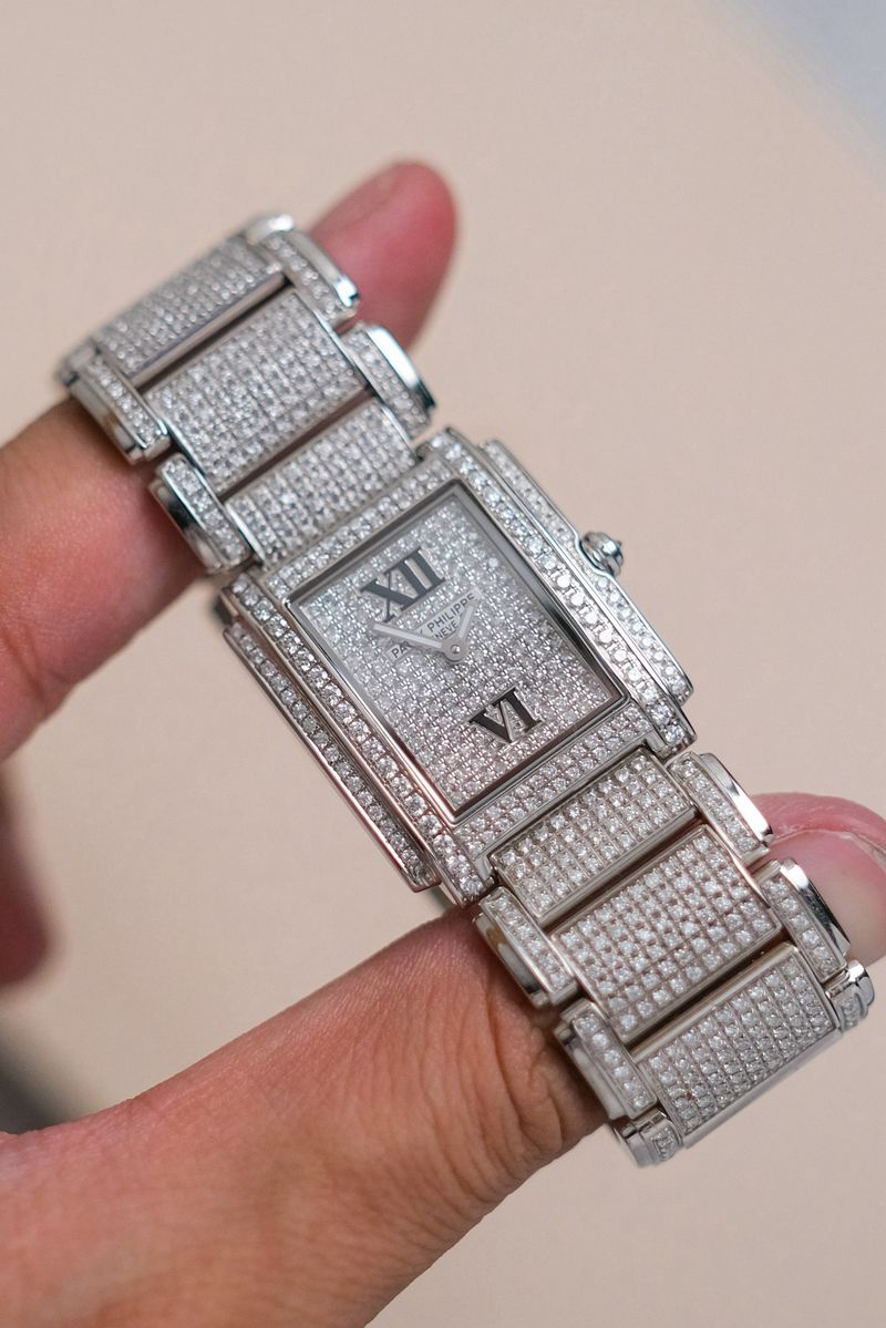 ร้านนาฬิกา Patek Philippe Twenty Four Full Diamond