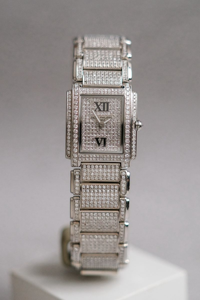 ขายนาฬิกา Patek Philippe Twenty Four Full Diamond