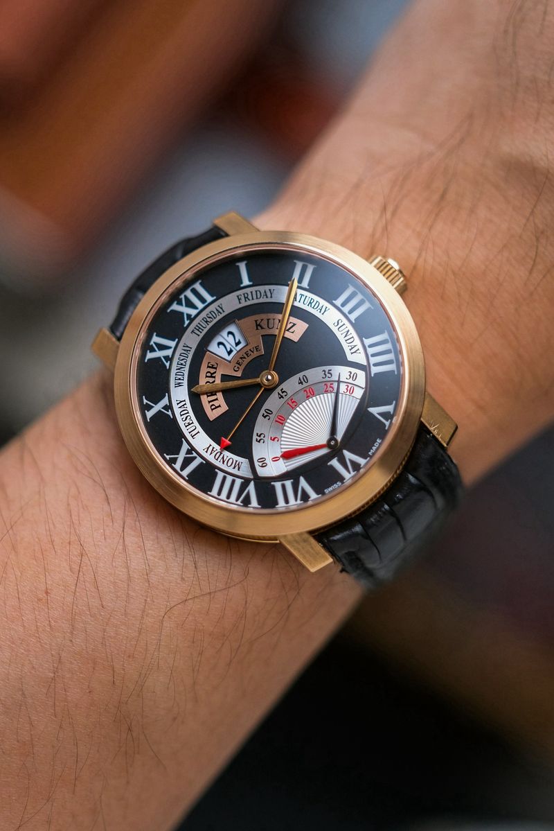 นาฬิกามือสอง Pierre Kunz Spirit of Challenge Double Retrograde PKG009GDRM on wrist