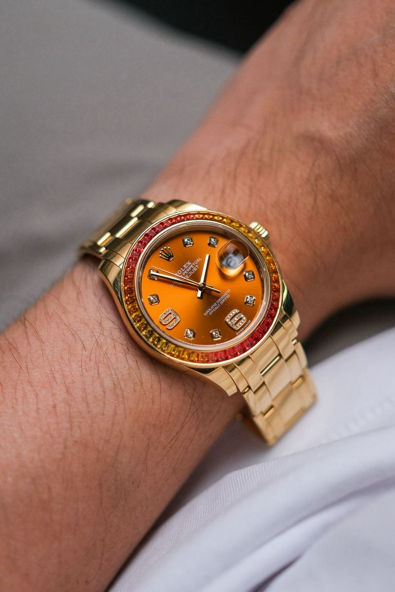 ขายนาฬิกา Rolex Pearlmaster Full 18K Gold Ref 86348SAJOR try on wrist