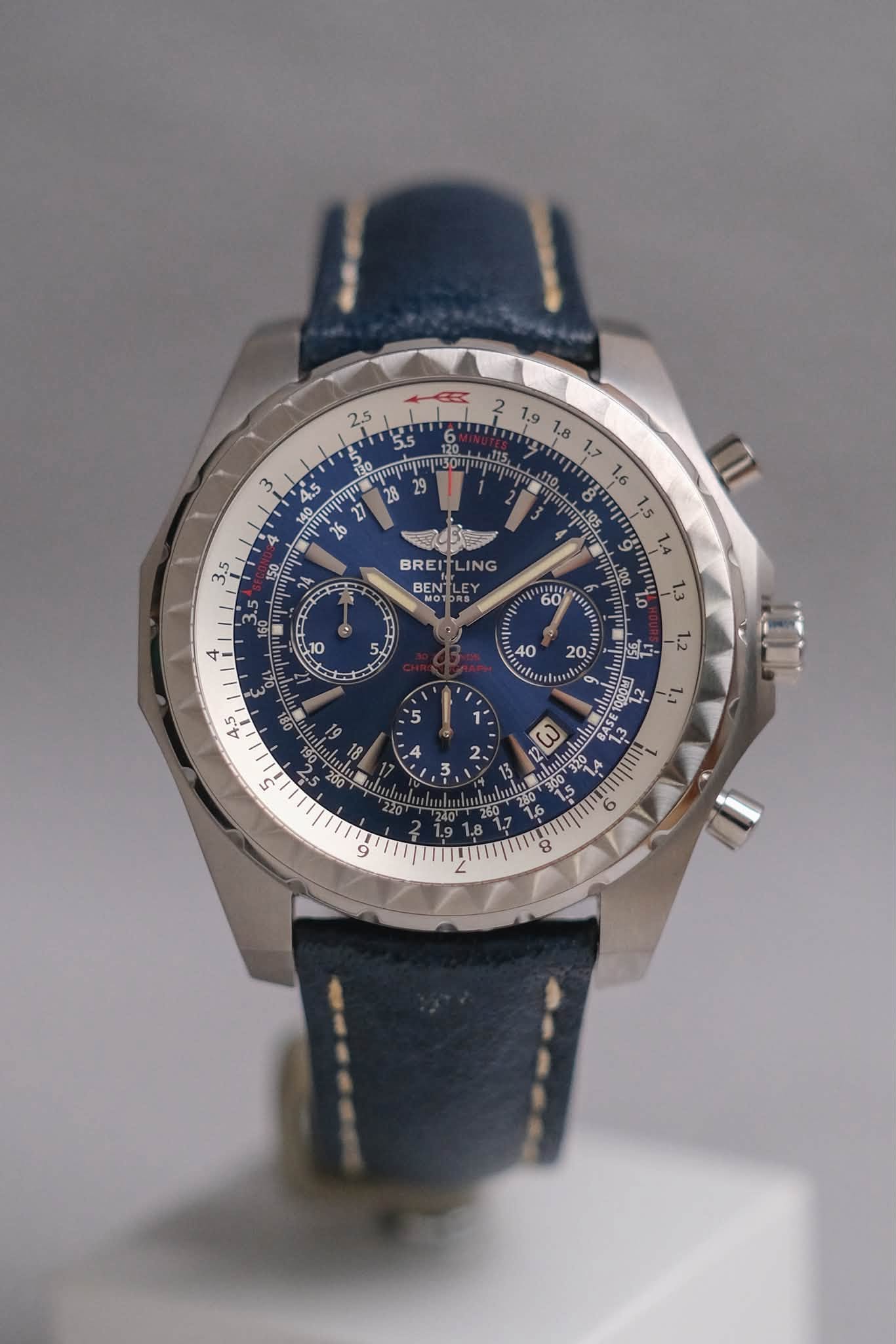 รับซื้อนาฬิกา Breitling for Bentley Motors Chronograph A25363