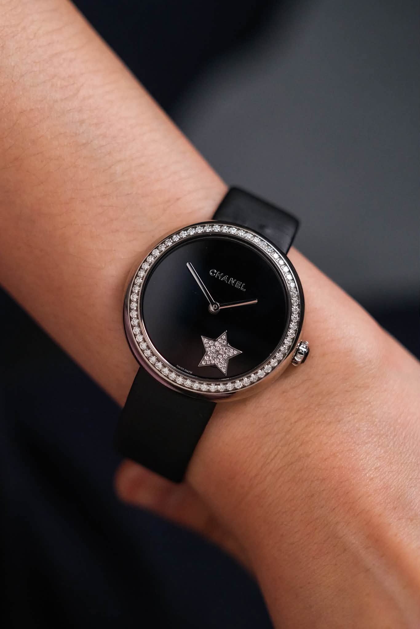 นาฬิกา CHANEL Mademoiselle Privé Comète 18K White Gold Diamond H2928