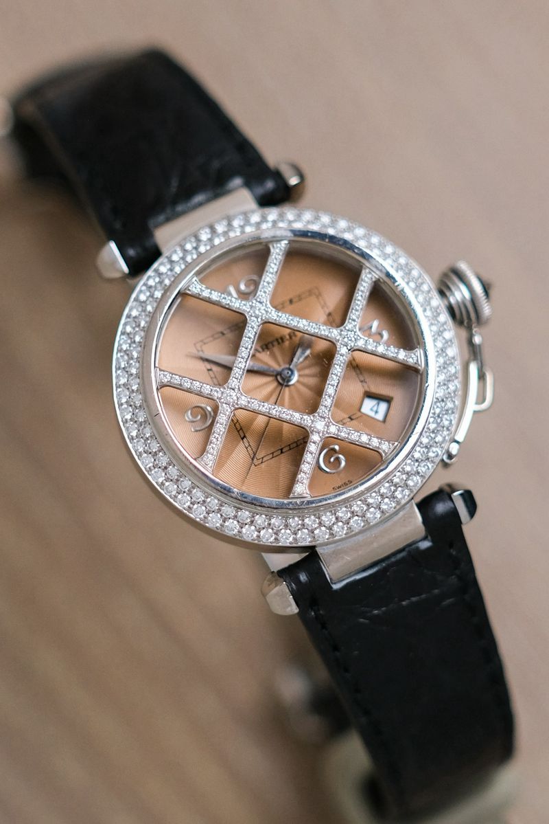 Cartier Pasha 38mm Grid Diamond Salmon Pink Dial 18K White Gold WJ101251 (1)