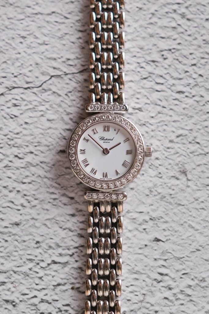 รับซื้อนาฬิกา Chopard Classic Ladies 18K White Gold Diamond 911