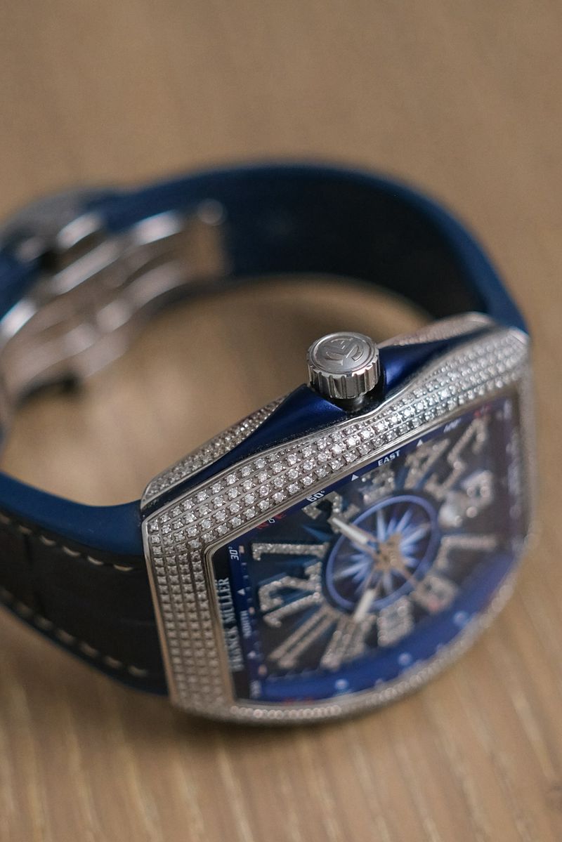 รับซื้อนาฬิกา Franck Muller Vanguard Yachting Blue V45 Diamond