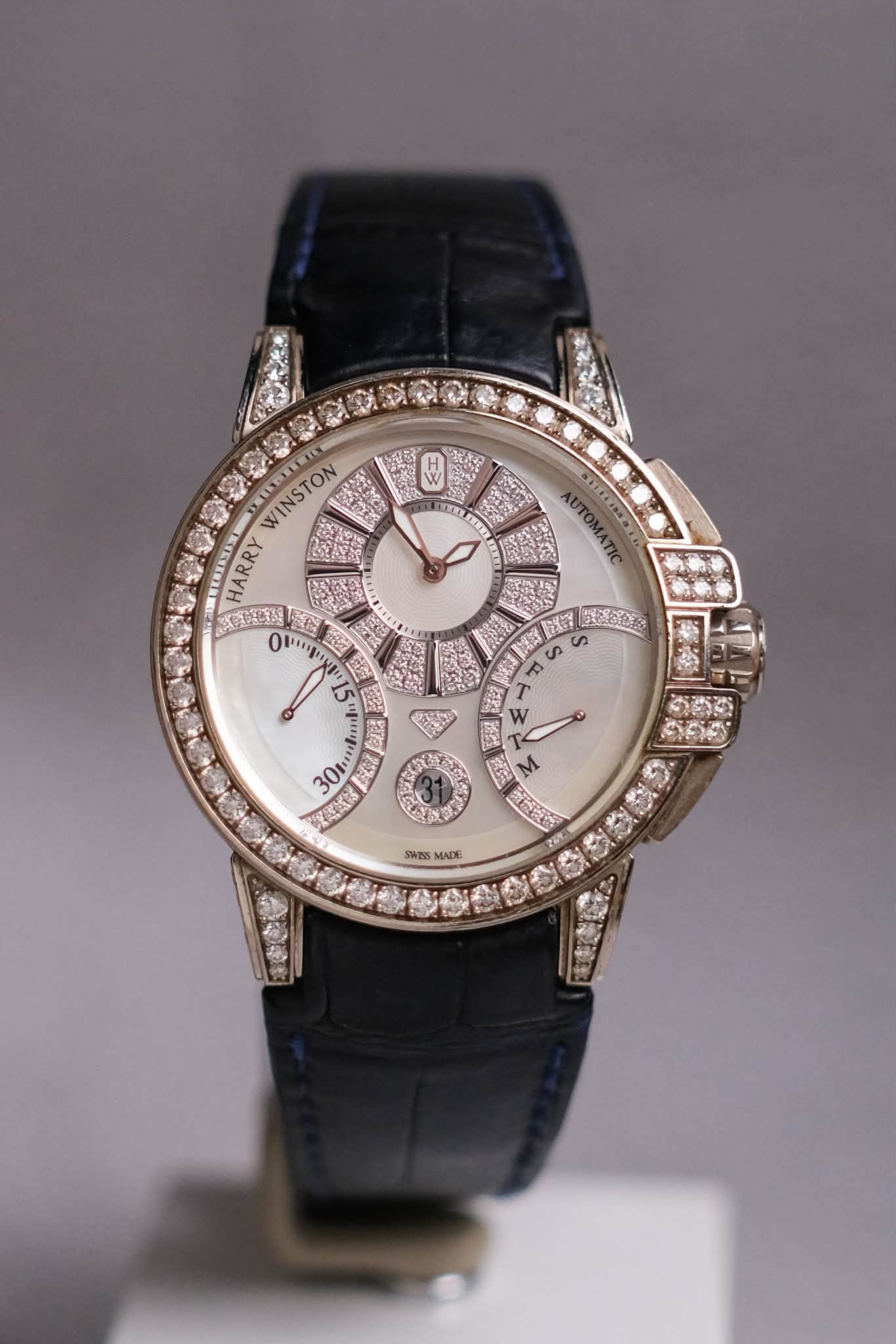 รับซื้อนาฬิกา Harry Winston Ocean Biretrograde